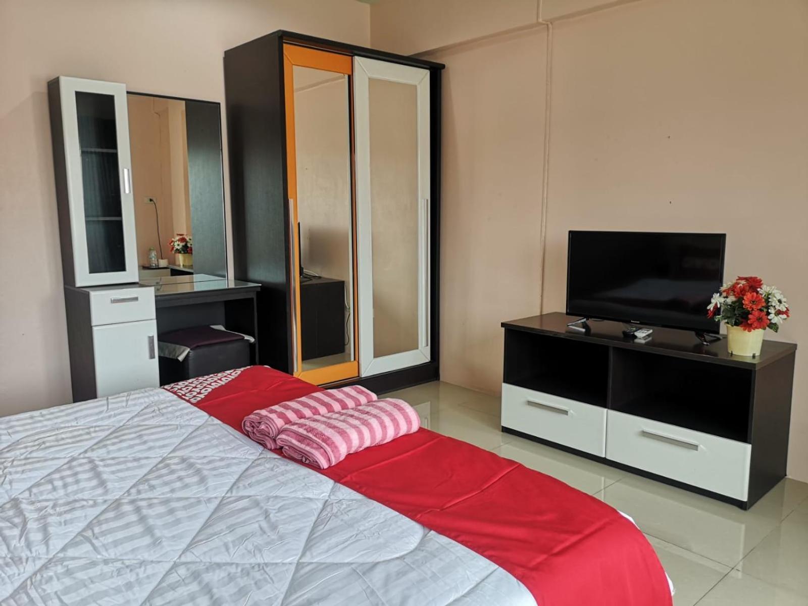 Kjs Pattaya Hotel Екстериор снимка