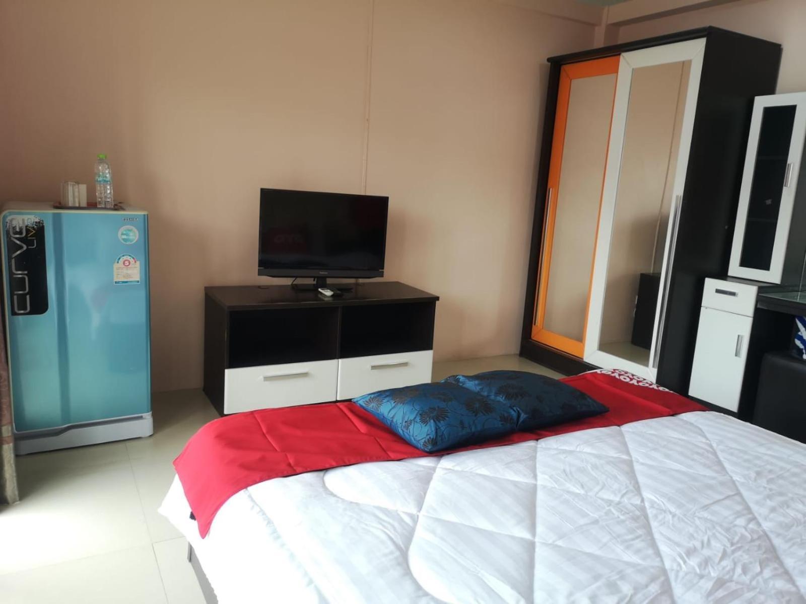 Kjs Pattaya Hotel Екстериор снимка