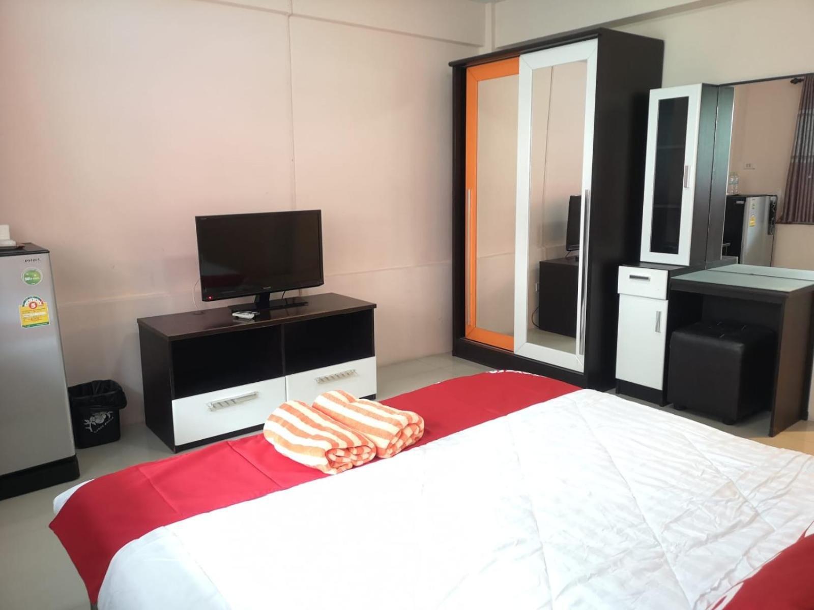 Kjs Pattaya Hotel Екстериор снимка