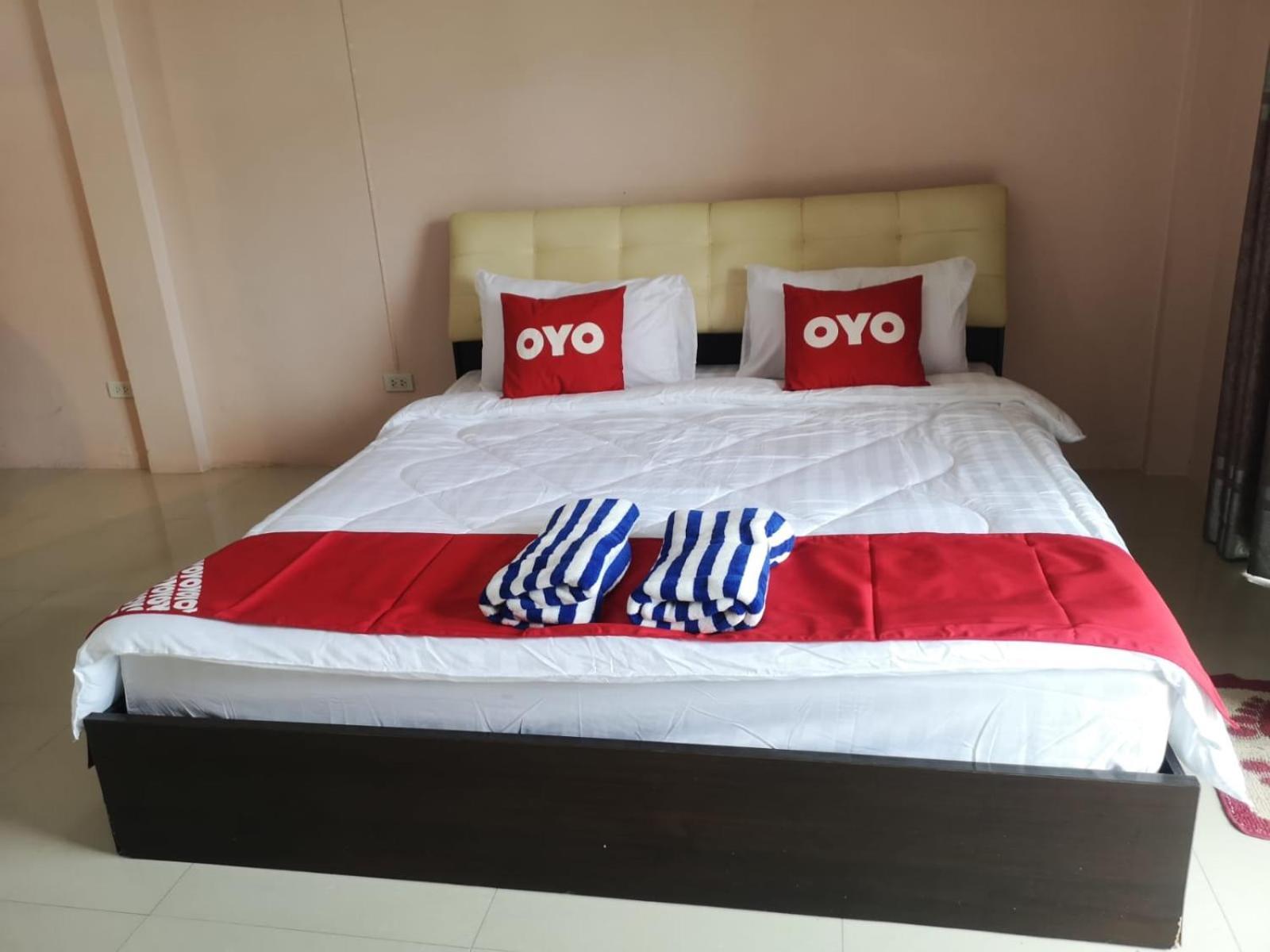 Kjs Pattaya Hotel Екстериор снимка