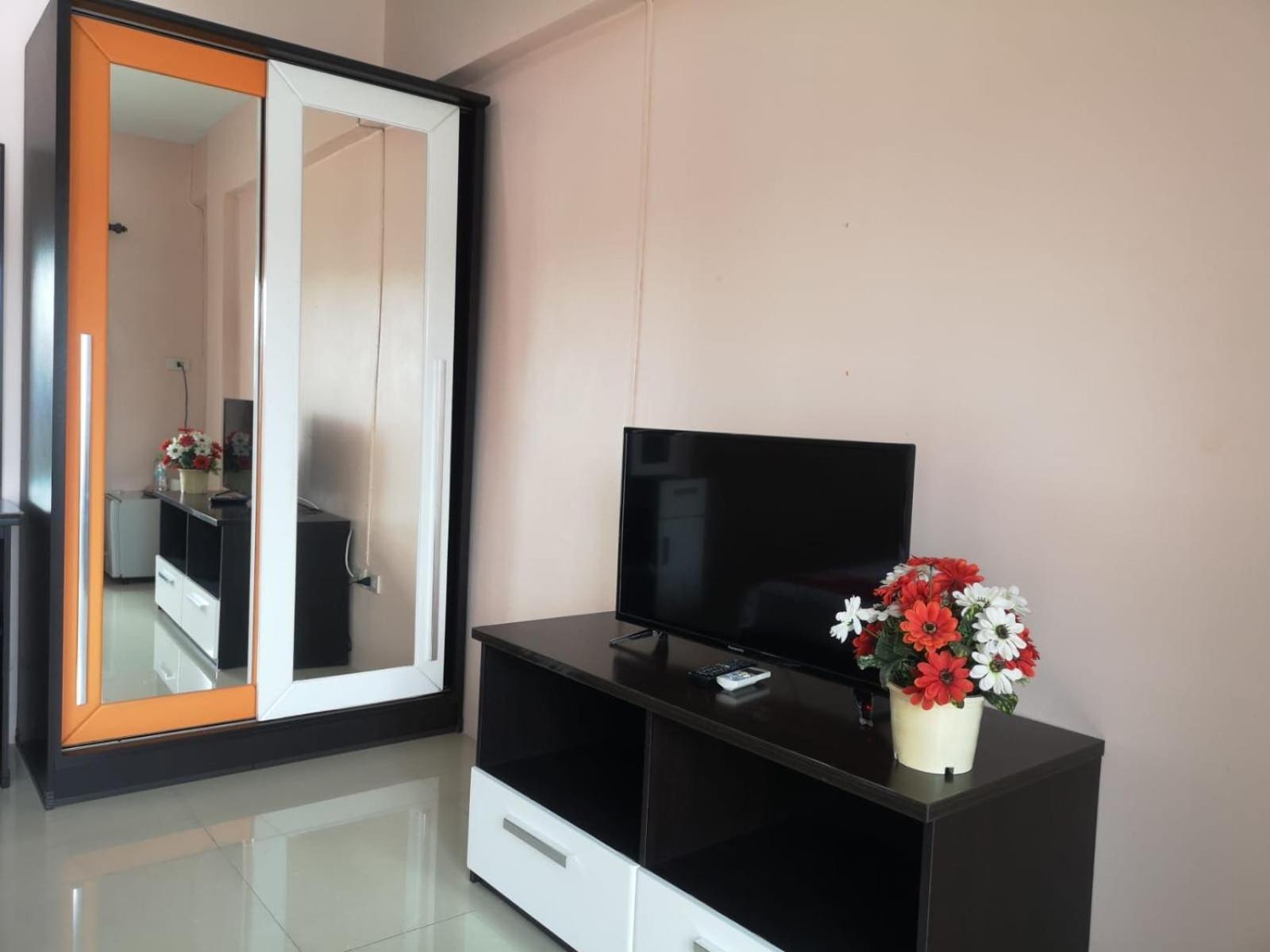 Kjs Pattaya Hotel Екстериор снимка