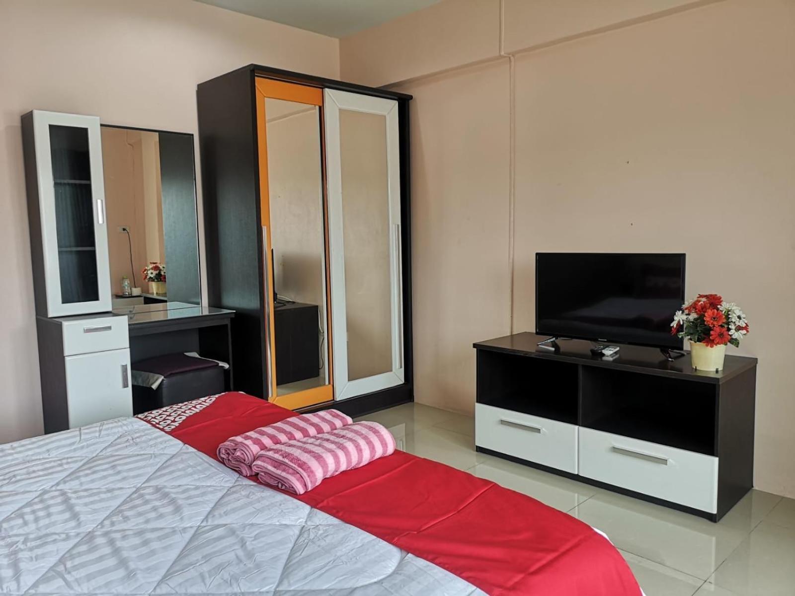 Kjs Pattaya Hotel Екстериор снимка